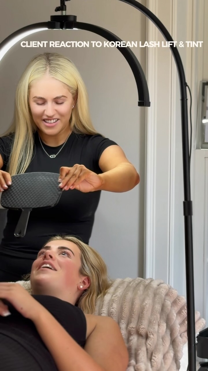 Lilli treating a client at Beauty Luxe Essex studio
